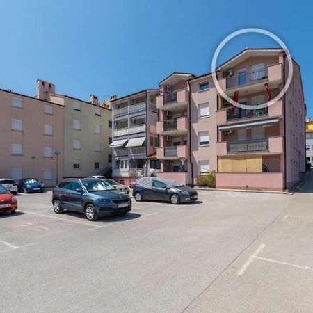 Apartment Near The Center/Beach Pula Eksteriør billede